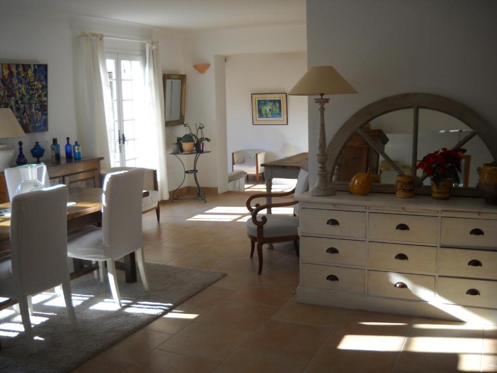 Pujaut Chambres D'Hotes Saint Veredeme מראה חיצוני תמונה